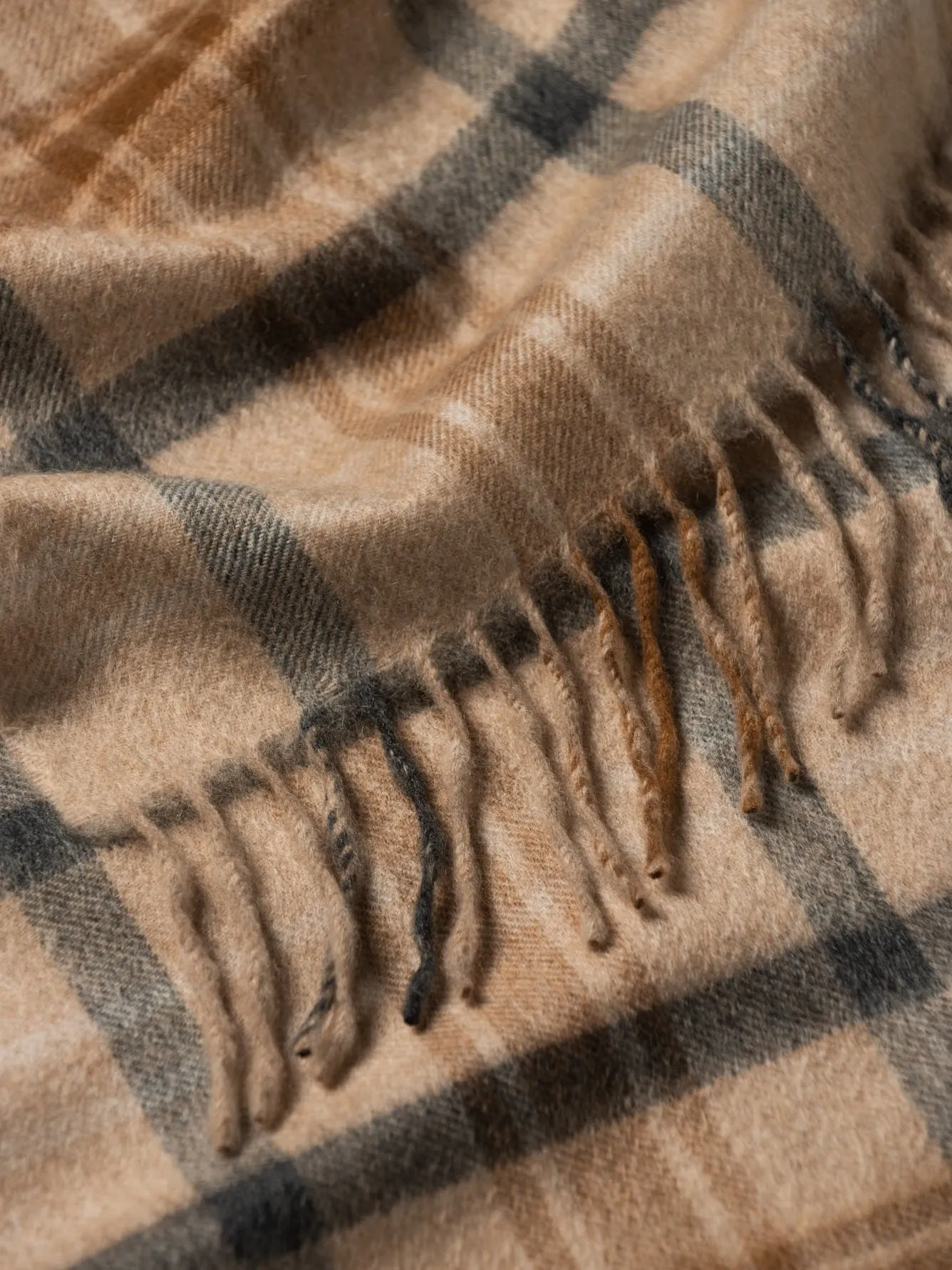 Arran Marden Cashmere Scarf | Natural