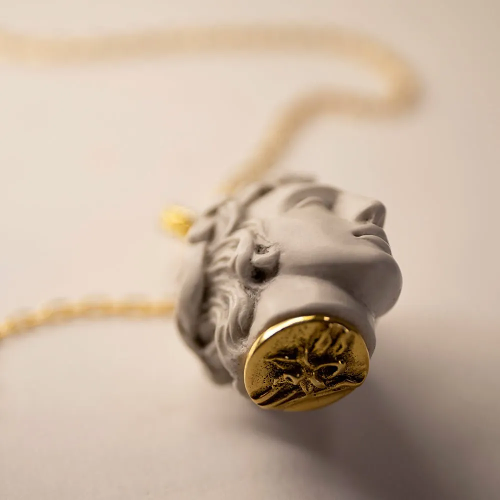 Narcissus pendant