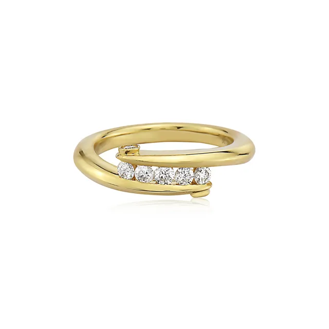 Overlap Ring with Diamonds