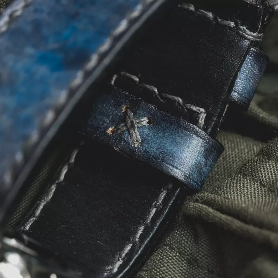 "Camouflage" Hand-dyed Cowhide Leather Strap, Denim Blue | Apple Watch